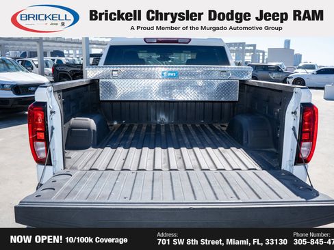 Used 2023 GMC Sierra 1500 Pro w/ Convenience Package image 9