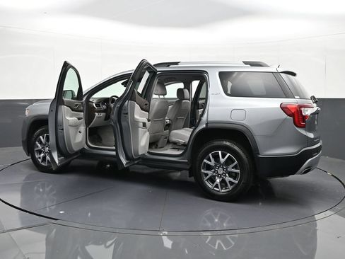 Used 2023 GMC Acadia SLT AWD/4WD image 42
