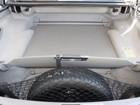 Used 2006 Lexus SC 430 Convertible RWD image 3