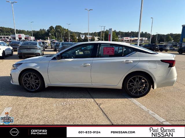 Certified 2024 Nissan Altima 2.0 SR FWD image 13