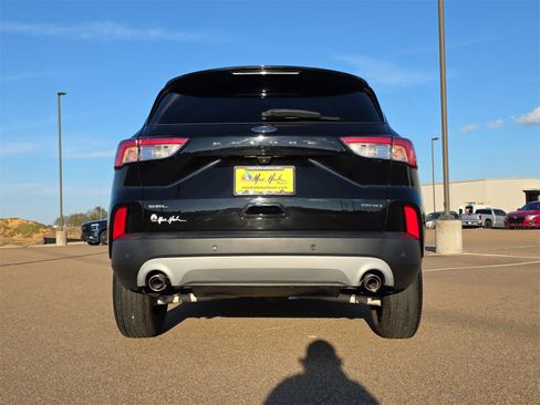 Used 2022 Ford Escape SEL image 7
