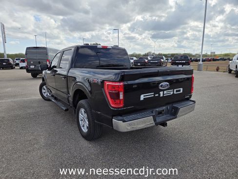 Used 2021 Ford F150 XLT image 5