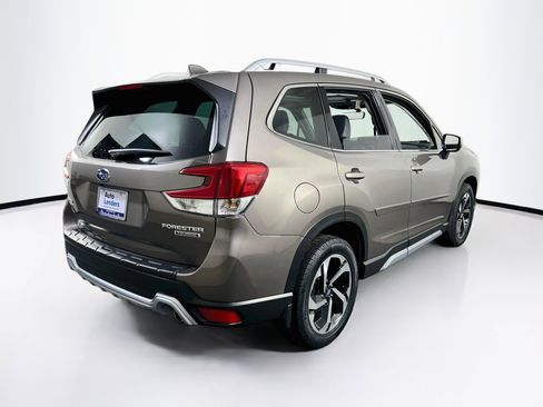 Used 2023 Subaru Forester Touring AWD/4WD image 5