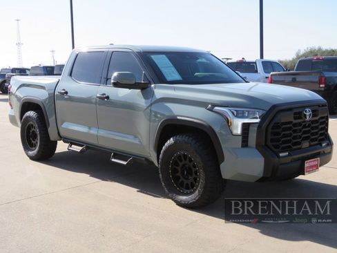 Used 2022 Toyota Tundra Limited image 8