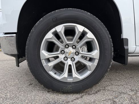 New 2026 Chevrolet Silverado 1500 LTZ w/ LTZ Premium Package image 10