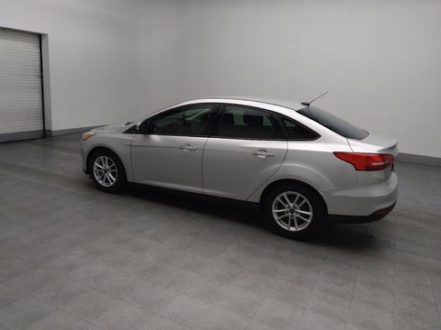 Used 2016 Ford Focus SE image 3