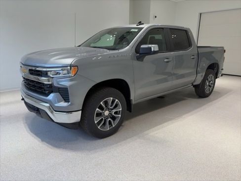 New 2026 Chevrolet Silverado 1500 LT image 3