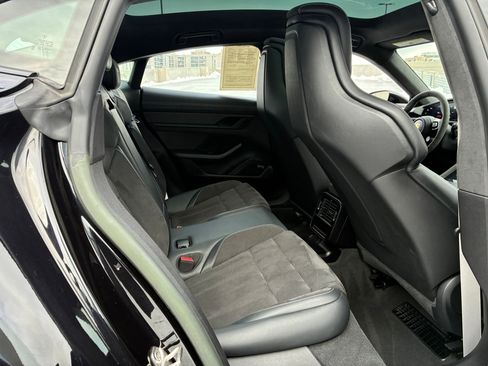 Certified 2023 Porsche Taycan GTS image 23