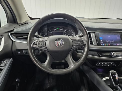 Used 2020 Buick Enclave Essence w/ Sound and Sites Package AWD/4WD image 14