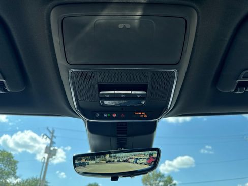 Used 2024 GMC Acadia Denali w/ Super Cruise Package FWD image 24