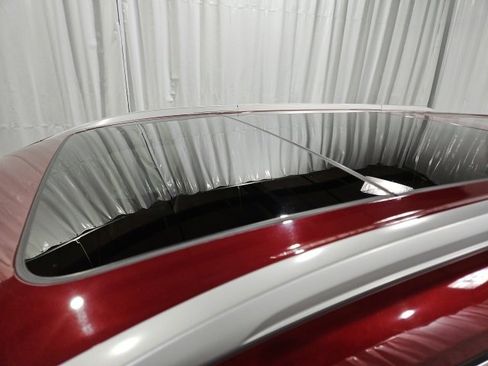 Certified 2021 Nissan Rogue SV w/ Premium Package image 8