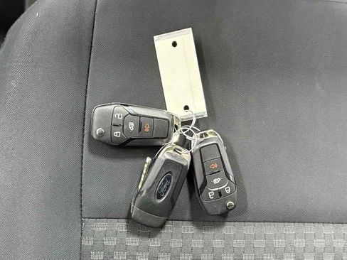 Used 2023 Ford Transit 250 w/ Exterior Upgrade Package image 26