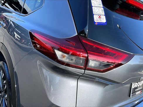 New 2026 Nissan Rogue Platinum image 14