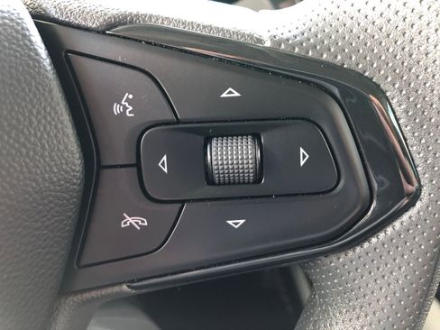 Used 2023 Chevrolet TrailBlazer LT w/ Convenience Package image 34