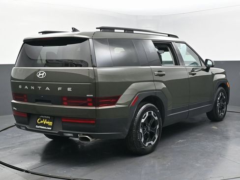 Used 2024 Hyundai Santa Fe SEL image 5