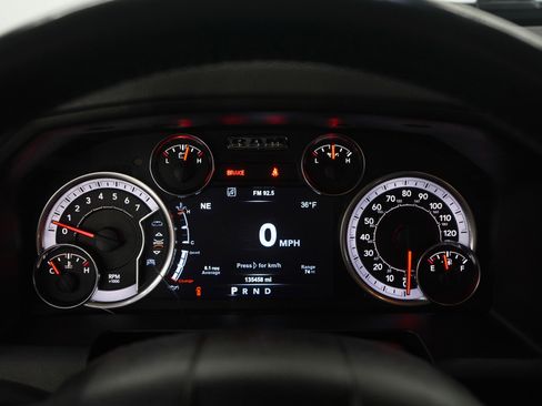 Used 2018 RAM 1500 SLT image 20