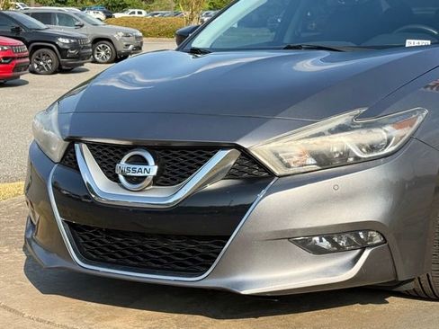 Used 2017 Nissan Maxima Platinum FWD image 10