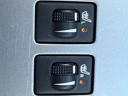 Used 2023 Toyota 4Runner SR5 Premium w/ Moonroof Package image 17