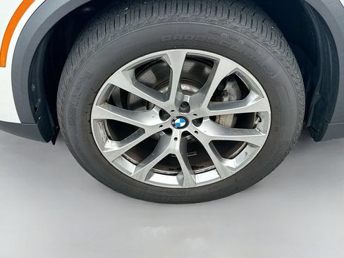 Used 2020 BMW X5 xDrive40i w/ Premium Package AWD/4WD image 32