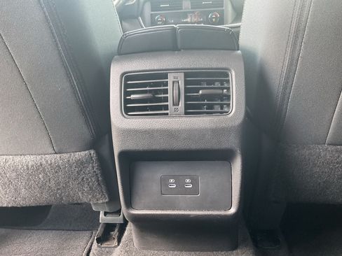 Used 2025 Nissan Rogue SV FWD image 13