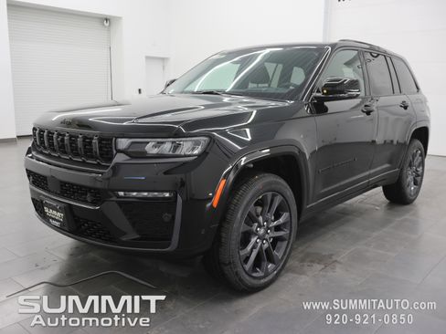 New 2026 Jeep Grand Cherokee Limited Reserve image 7