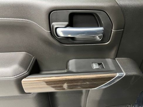 Used 2021 Chevrolet Silverado 1500 RST w/ Z71 Off-Road Package image 40