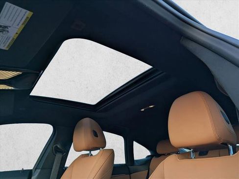 Used 2023 BMW i4 eDrive40 w/ Premium Package image 16