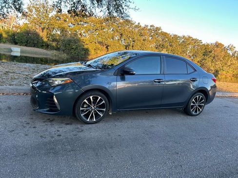 Used 2019 Toyota Corolla SE image 3