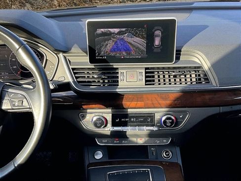 Used 2018 Audi Q5 2.0T Premium Plus w/ Premium Plus Package image 6