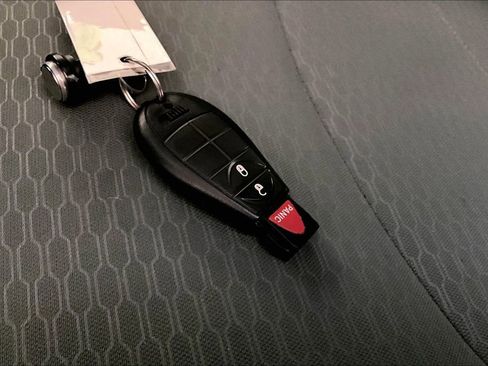 Used 2014 RAM 1500 Express image 11