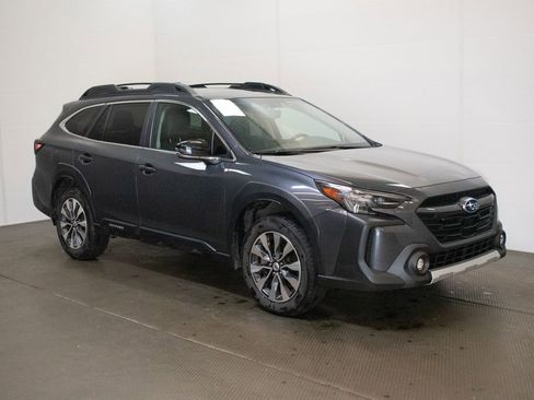 Used 2024 Subaru Outback Limited AWD/4WD image 1