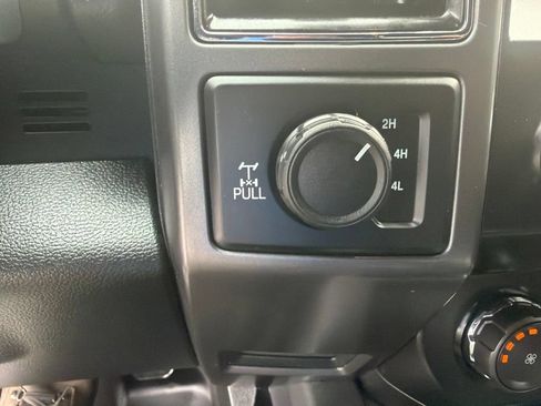 Used 2019 Ford F150 XLT w/ Equipment Group 301A Mid AWD/4WD image 17