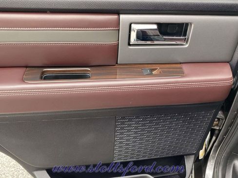 Certified 2017 Ford Expedition Platinum image 14