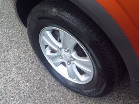 Used 2008 Saturn Vue XE FWD image 26