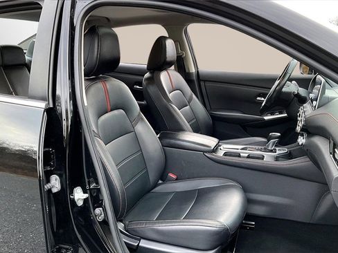 Used 2022 Nissan Sentra SR w/ Trunk Package image 27