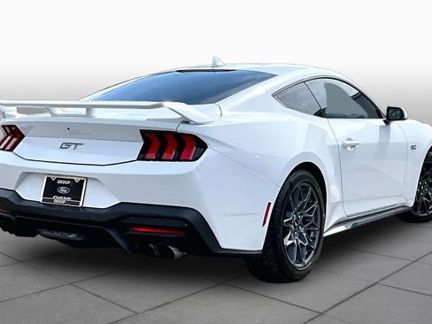 Used 2025 Ford Mustang GT Premium w/ GT Performance Package RWD image 13