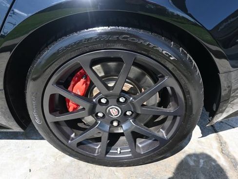 Used 2014 Cadillac CTS V RWD image 13