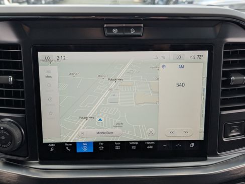 New 2026 Ford F250 Lariat w/ Black Appearance Package image 29