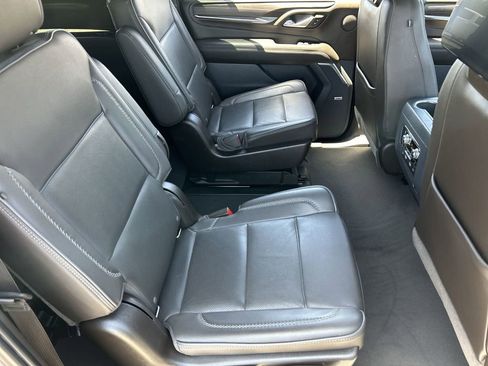Used 2021 GMC Yukon XL Denali AWD/4WD image 28