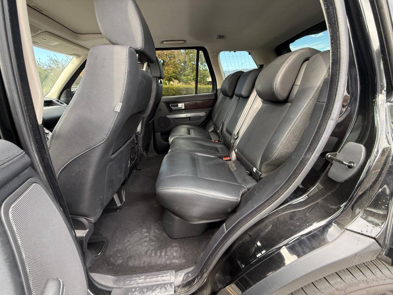 Used 2011 Land Rover Range Rover Sport HSE AWD/4WD image 11