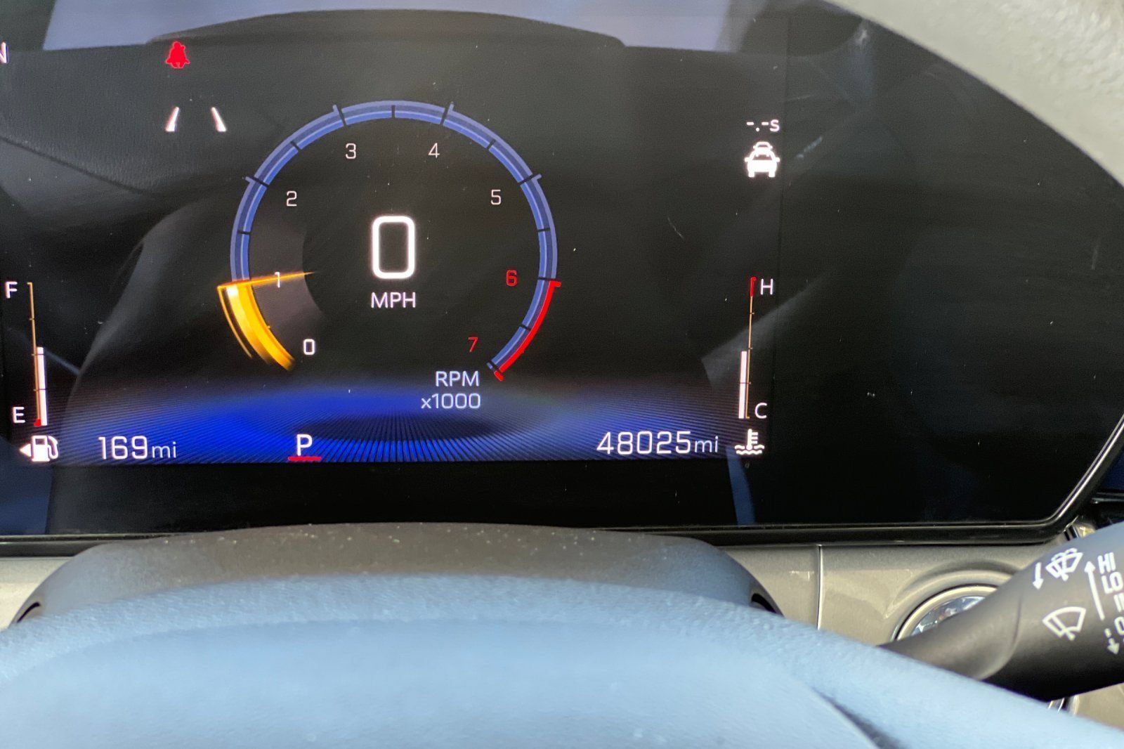 Used 2025 Chevrolet Trax LT FWD image 36