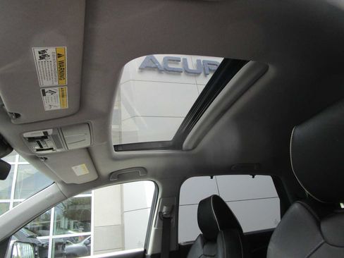 Used 2018 Acura MDX FWD w/ Advance Package image 17