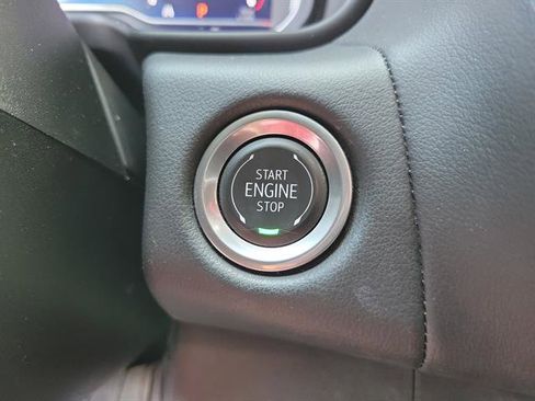Used 2024 Chevrolet Tahoe LT RWD image 17