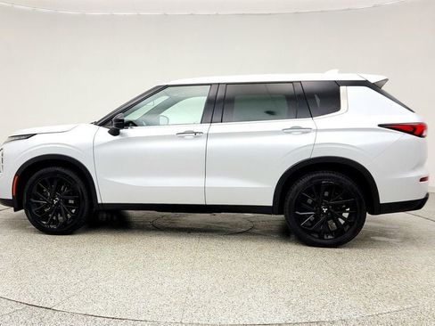 Used 2022 Mitsubishi Outlander SEL Black Edition AWD/4WD image 8