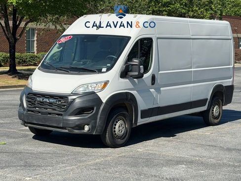 Used 2025 RAM ProMaster 2500 w/ Convenience Group FWD image 2