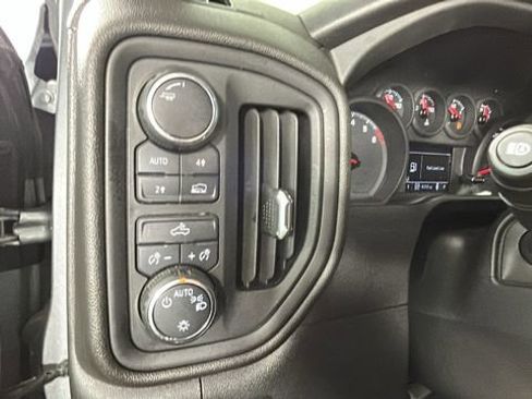 Used 2024 Chevrolet Silverado 1500 Custom AWD/4WD image 19