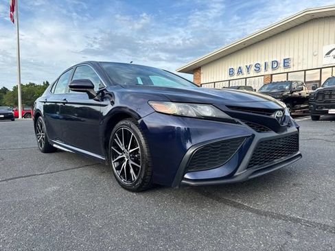 Used 2021 Toyota Camry SE FWD image 2