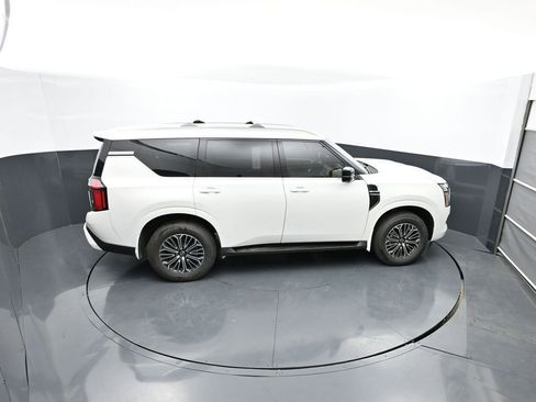 New 2026 Nissan Armada SL w/ Captain's Chari Seat Package AWD/4WD image 16
