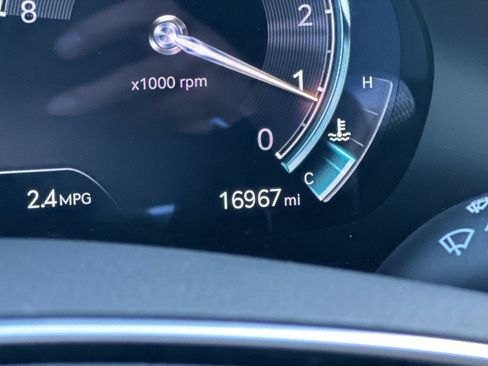 Used 2023 Genesis GV80 2.5T w/ Prestige 20" Package image 28