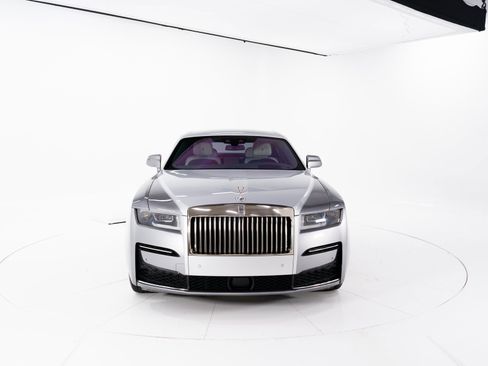 Certified 2022 Rolls-Royce Ghost w/ Ghost Package image 8
